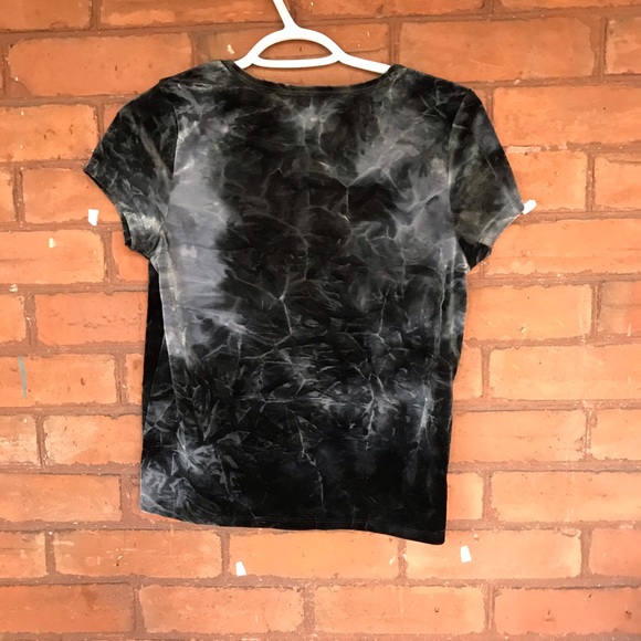 ✨3 for $20✨ NWOT American eagle velvet t shirt - Picture 2 of 2